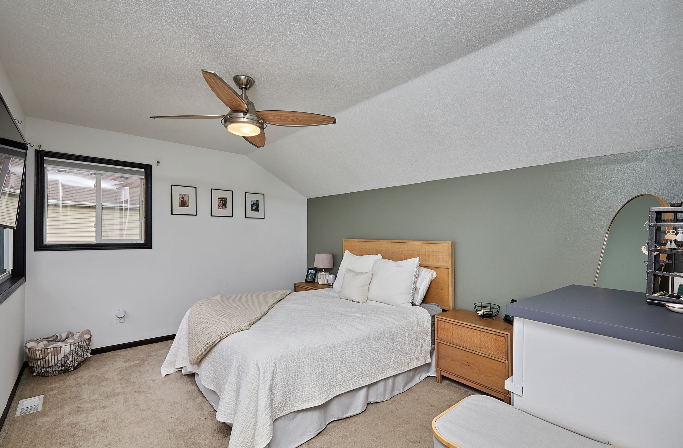 Listing Photo: 316 Oak St_019